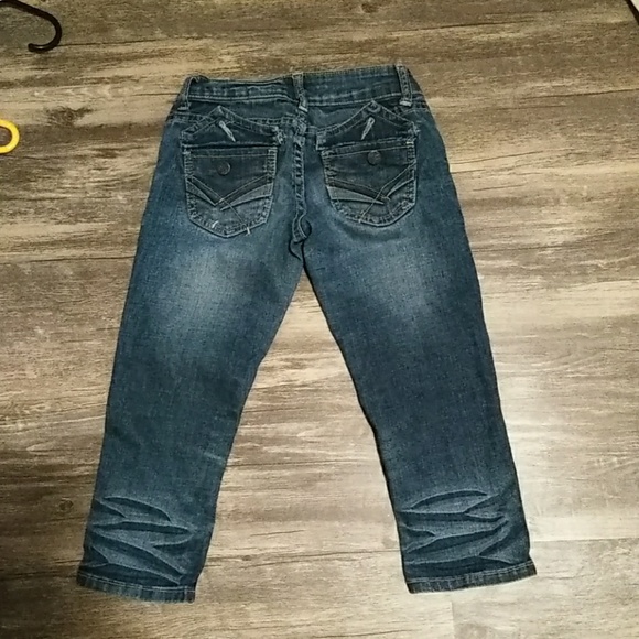 Capris - Picture 2 of 2